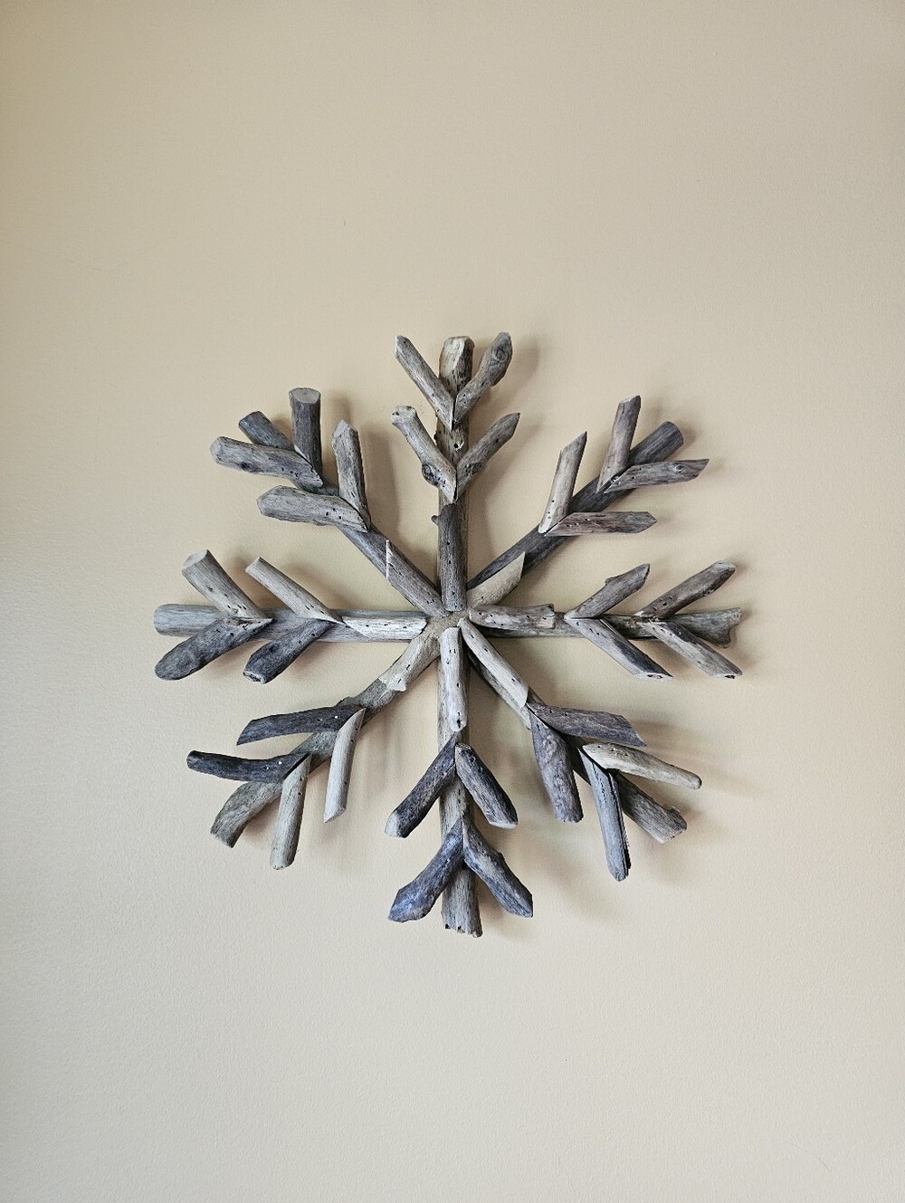WOOD SNOWFLAKE Wall Hanging